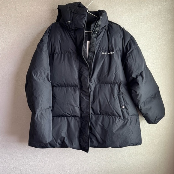 DAILY PAPER The Nicole Puffer in Black - Picture 3 of 11